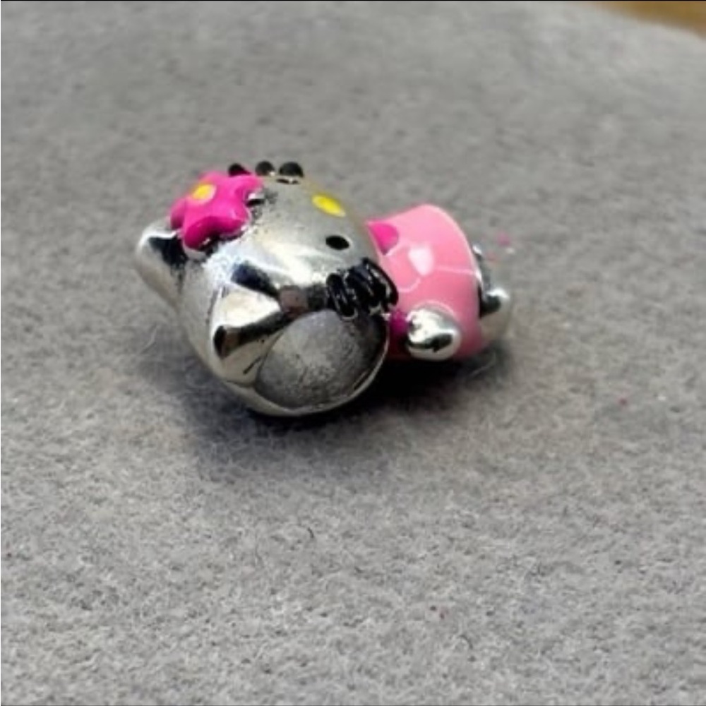 Pink Sanrio Hello Kitty Kawaii .925 silver charm - Picture 2 of 4